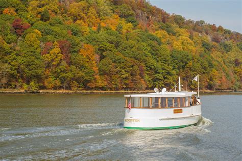 Last Chance to See Peak Colors on a Fall Foliage Cruise - Untapped New York