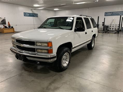 1998 Chevrolet Tahoe | 4-Wheel Classics/Classic Car, Truck, and SUV Sales