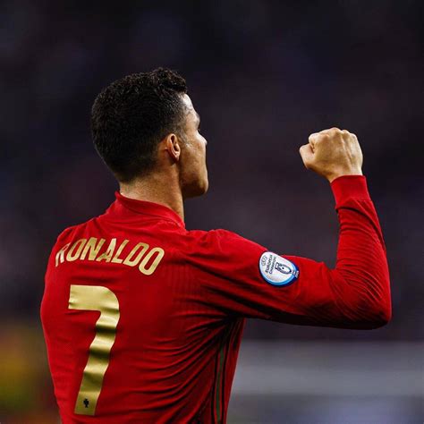 Cristiano Ronaldo vestirá a camisa 7 do Manchester United | Jornal Ação ...