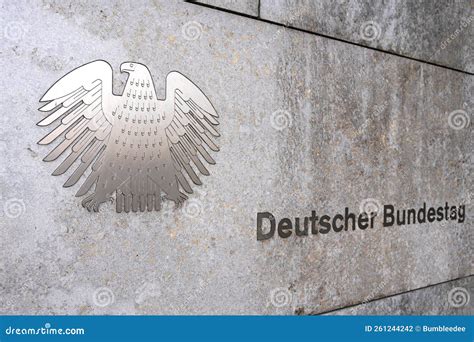 Berlín Alemania Noviembre 03 2022 : El Logo Alemán Bundestag Deutscher ...