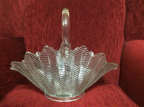 1960 L. E. Smith Glass Co LARGE Feather Pattern Basket Center | Etsy