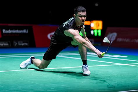 Lee Zii Jia powers on at the Badminton World Championships