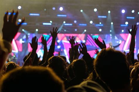 5 BIG Things Missing from Modern Worship