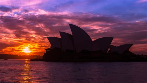 Sydney Opera House at Sunset - 4K Ultra HD Wallpaper by RobertDychto