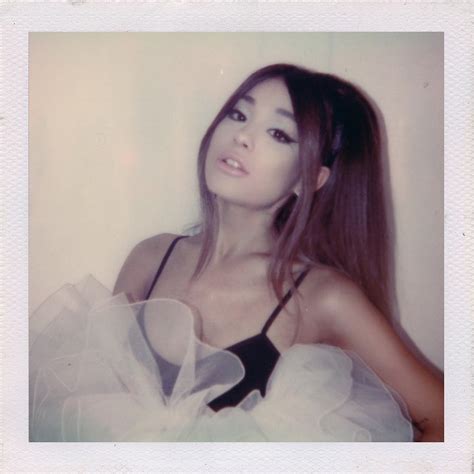 Ariana Grande & Social House: Boyfriend (2019)