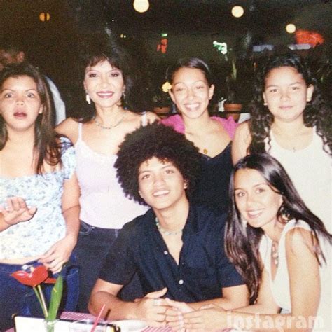 PHOTOS BIOS Meet Bruno Mars' sisters and stars of The Lylas show ... | Bruno mars, Mars, Bruno ...