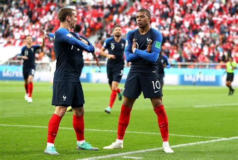 Mbappe sends France into second round with 1-0 win over Peru - SFGate