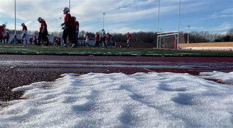 Perry High School football battles for state title