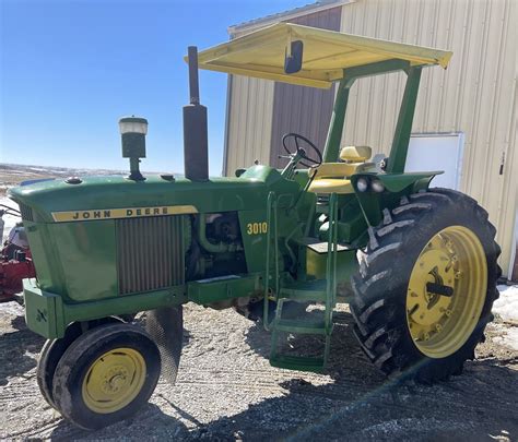 Online Antique Tractor Auction! – Brock Auction