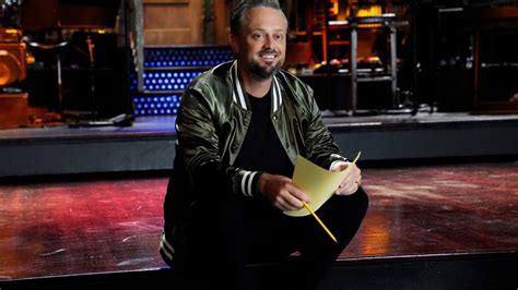 Nate Bargatze reveals he learned of this common fruit at the age of 40 ...