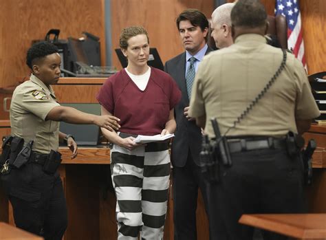 Yoga teacher Kaitlin Armstrong flashes new face in court appearance