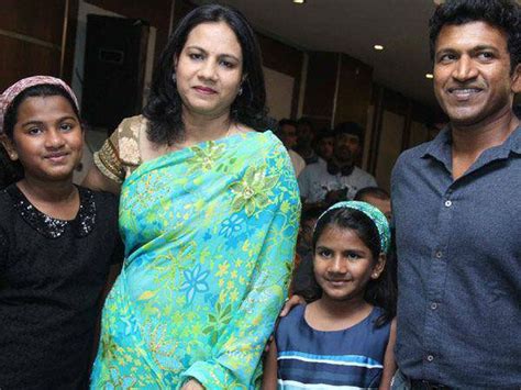 16 Years Marital Bliss For Powerstar Puneeth Rajkumar & Wife Ashwini ...