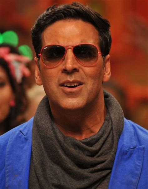 5 Signature Looks Of Akshay Kumar That Became Style Trends