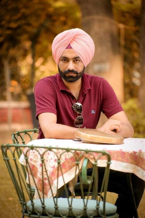 Tarsem Jassar Looking Cool - Desi Comments