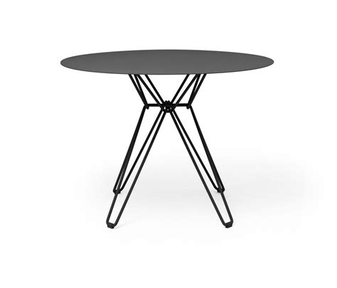Tio Dining Table D100 & designer furniture | Architonic