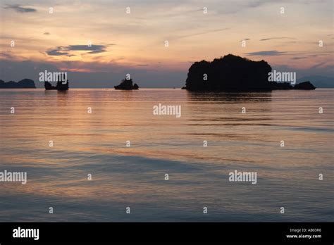 Sunset at Tanjung Rhu beach. Langkawi island, Malaysia Stock Photo - Alamy