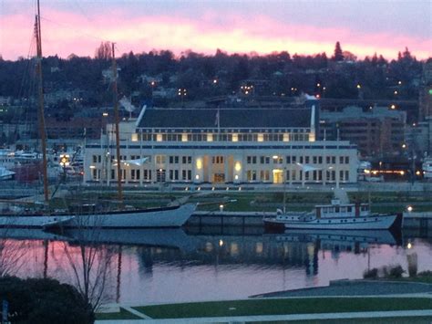 Museum of History & Industry (MOHAI) Seattle, WA. #seattle #mohai #sunrise | Seattle washington ...