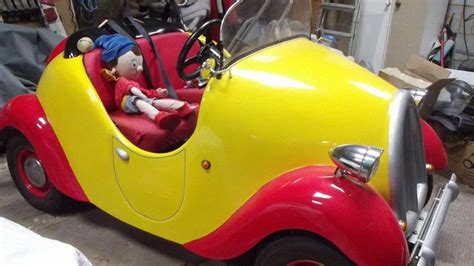 This couple are selling their amazing Noddy car because they're "too ...