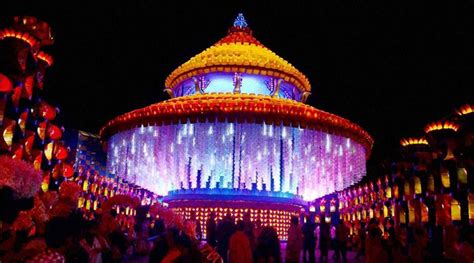 Top 10 Famous Kolkata Durga Puja Pandals