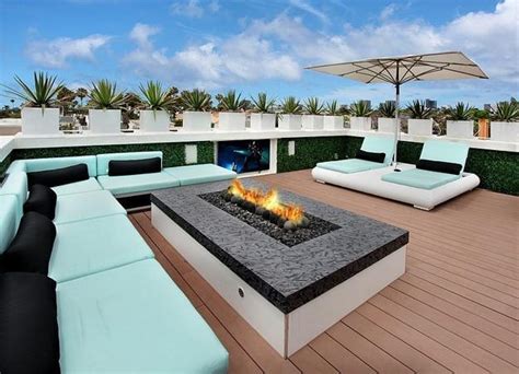 Luxurious House Design with Gorgeous Roof Terrace and Modern Home Interiors