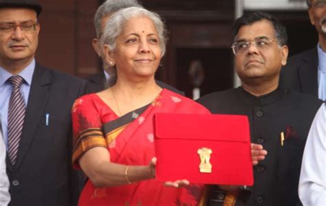 Nirmala Sitharaman to Meet with Public Banks- UK crisis