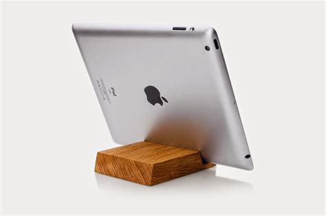 Premium Wooden iPad Stand from Batelier - Tech News 24h