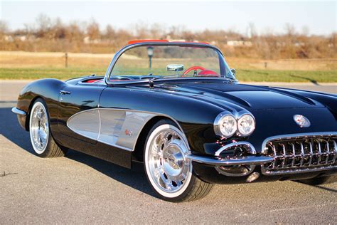 1958 CHEVROLET CORVETTE CUSTOM CONVERTIBLE