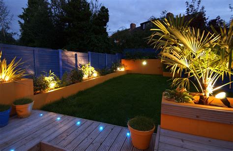 Truly Innovative Garden Step Lighting Ideas - Garden Lovers Club