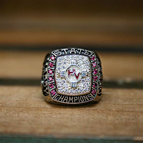 27 best images about Championship Rings on Pinterest | Football, High ...