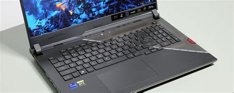 Asus ROG Strix SCAR 17 review (G733ZW model)