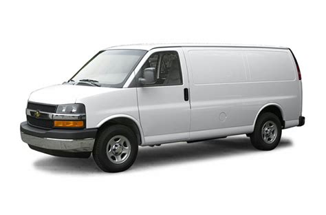 2005 Chevrolet Express 2500 Specs, Trims & Colors | Cars.com