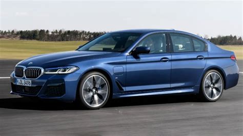 2023 BMW 5 Series: Choosing the Right Trim - Autotrader