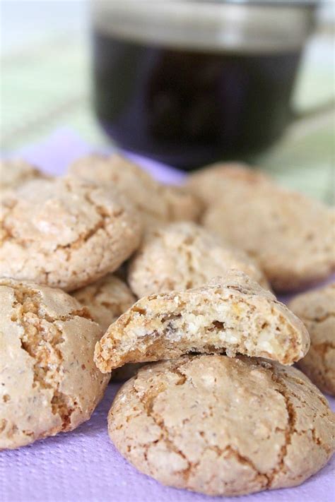 Almond Macaroons Recipe | Easy Peasy Creative Ideas