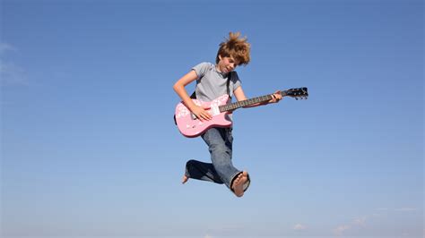 8 ways to keep your kids interested in playing guitar | Guitar World