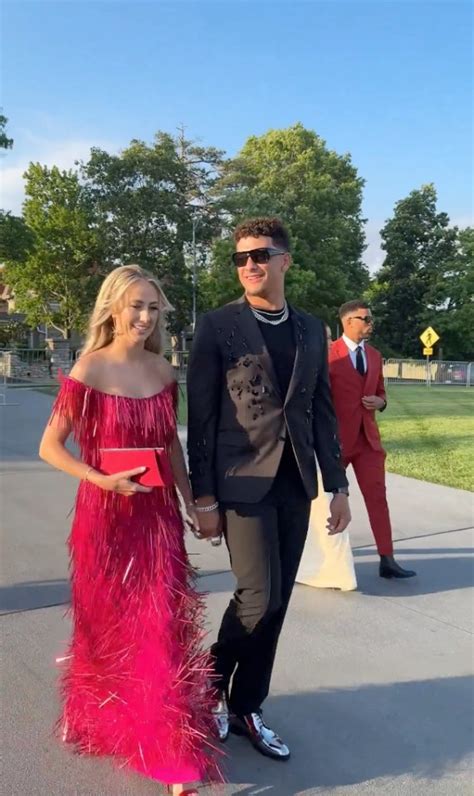 Patrick Mahomes and Brittany labeled 'beautiful couple' as fans adore NFL wife's outfit choice ...