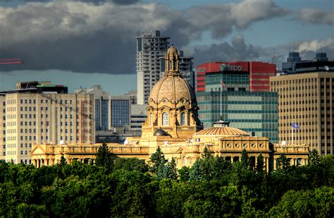 Alberta Legislature Building in Edmonton image - Free stock photo ...