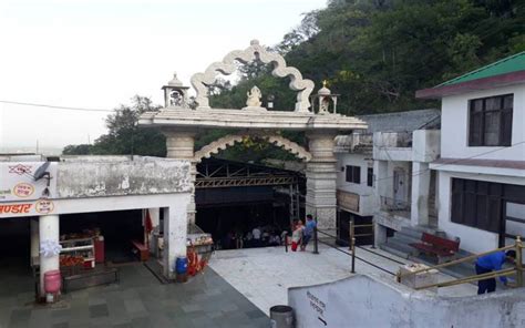 Jwalamukhi Temple Himachal, History, Timings, Importance