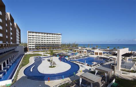 Royalton Blue Waters | All-Inclusive Jamaica Resort