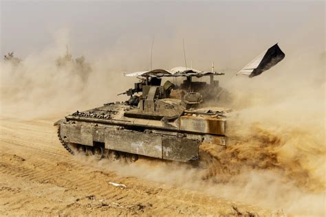 Israeli tanks reach central Rafah; Outrage over deadly tent camp strike ...