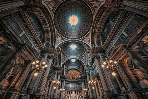 The 10 Best Churches in Paris Worth a Visit