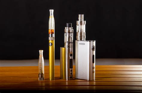 THC Vape Cartridges vs E-Cigarettes: Why Officials Need to Pay Attention