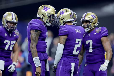 Sugar Bowl 2023: Washington Survives Against Texas to Advance to ...