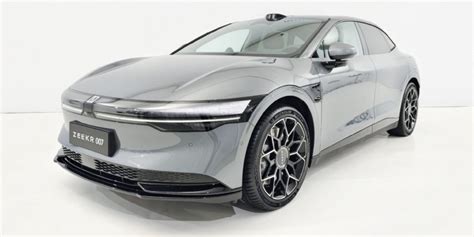 Zeekr 007 electric sedan revealed - ArenaEV