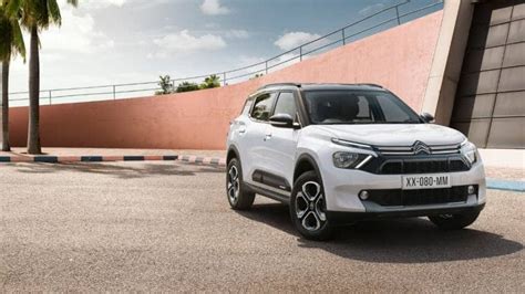 Citroen C3 Aircross SUV unveiled in India, will go on sale in 2023: See ...