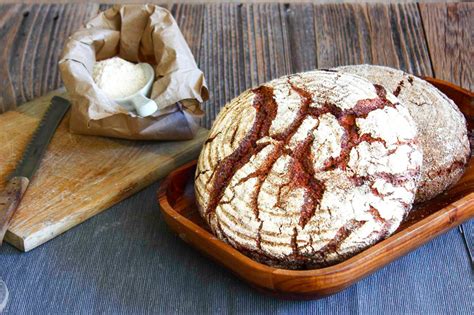 Sourdough Rye Bread (with 100% Rye Flour) ⋆ My German Recipes | Recipe in 2020 | Sourdough rye ...