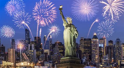 The Best July 4th Fireworks Displays | Travel Trivia | Silvester in new ...