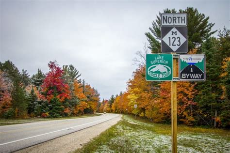 10 Beautiful Scenic Drives in Wisconsin to Take This Year - Territory ...