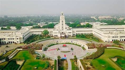 BITS Pilani To Let Students Take A Year Off To Build Their Startups