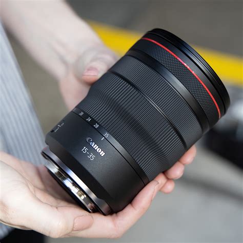 Canon Rf 24-70 Vs Ef 24-70: Unveiling the Ultimate Lens Battle