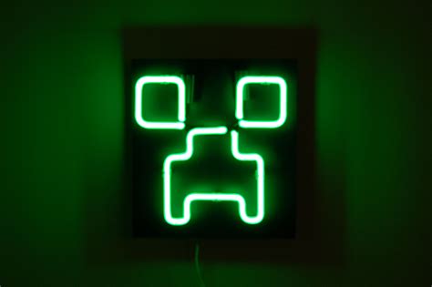 Neon Creeper Lights Up the Night | Make: